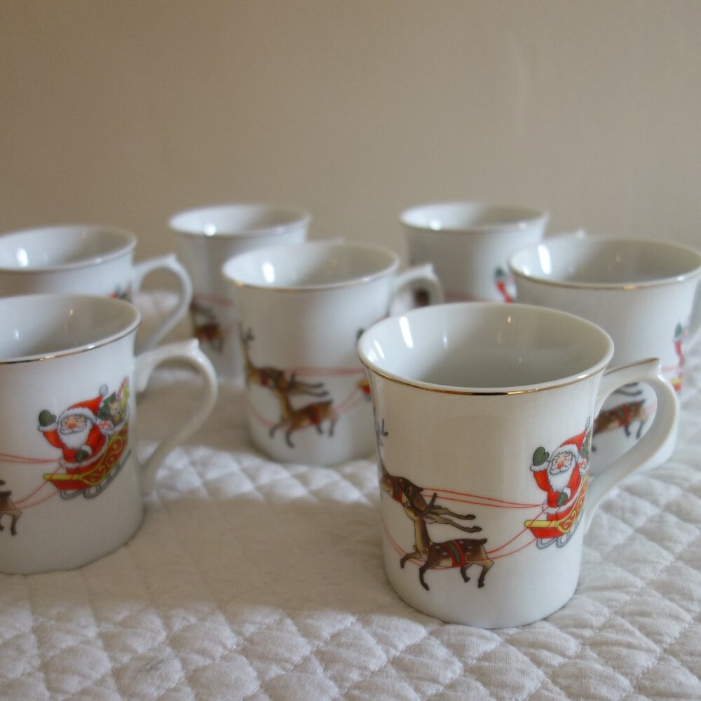 Lot of 7 Takahashi Santa Claus Flying Reindeer Metallic Trim Mugs